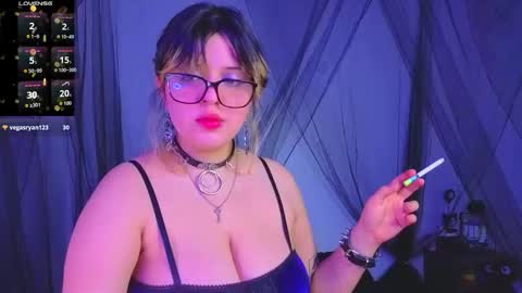 Snapshot of scarleth_shadow chatting on 10.18.25 SCARLETH online show from 10.18.25