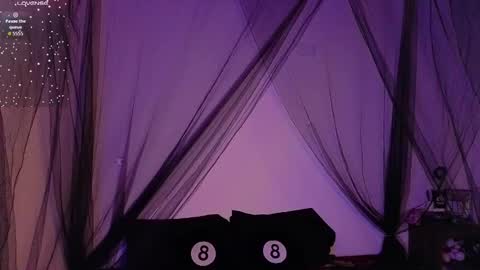 Snapshot of scarleth_shadow chatting on 10.26.25 SCARLETH online show from 10.26.25