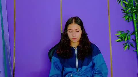 Snapshot of scarletjonesx chatting on 10.19.25 Denis online show from 10.19.25