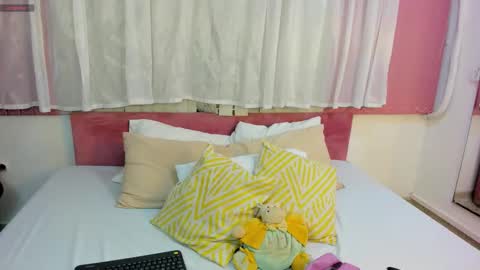 scarlet  online show from 01.08.26