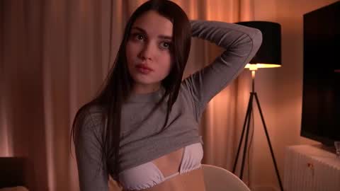 Scarlet online show from 12.01.24