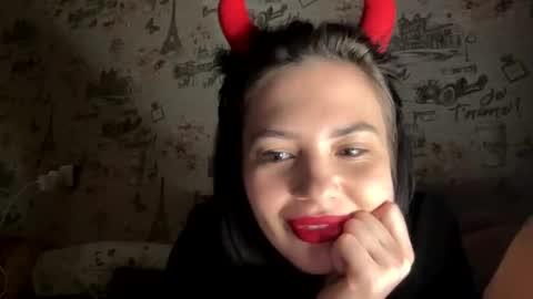 scarletpetal online show from 01.27.25