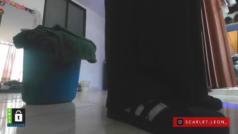 Snapshot of scarlett77_ chatting on 09.18.25 Scarletland welcome online show from 09.18.25