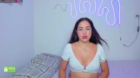 Scarlett Evans online show from 11.15.25