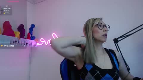 Scarlett online show from 11.20.25