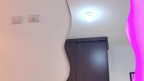 scarlett_099 online show from 09.18.25