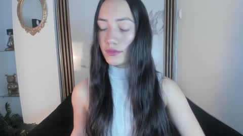 SCARLETT FOX  online show from 09.22.25