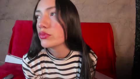 SCARLETT FOX  online show from 02.23.26