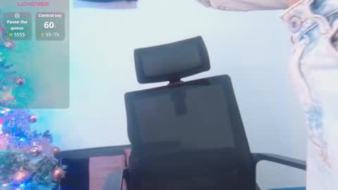 scarlet online show from 11.20.25