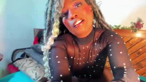 Snapshot of scarlett_diaz17 chatting on 01.10.25 Mariana online show from 01.10.25