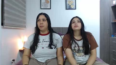 Scarlett and Jazmin online show from 03.28.26