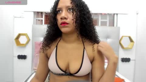 scarlett_fox20 online show from 09.25.25