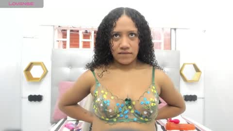 scarlett_fox20 online show from 09.28.25