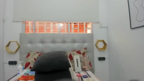 scarlett_fox20 online show from 10.03.25