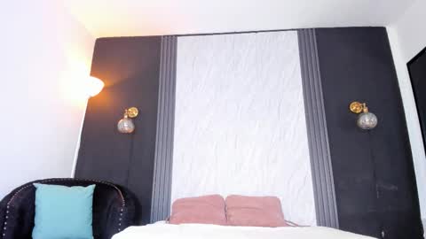 Scarlett Johs online show from 11.27.25