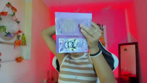 Snapshot of scarlett_lune chatting on 05.30.26 scarlett_lune online show from 05.30.26
