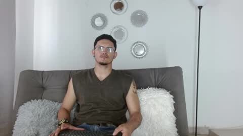 Snapshot of scarlett_mgc chatting on 12.02.24 Scar Jacob online show from 12.02.24