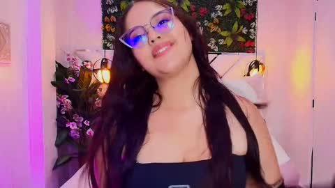 Snapshot of scarlett_montoya chatting on 10.15.25 scarlett montoya online show from 10.15.25