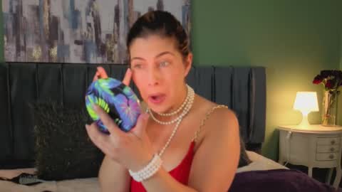 Scarlett online show from 02.25.26