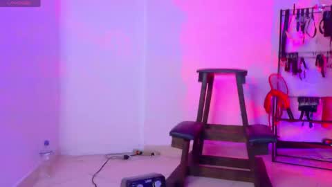 scarlett petyt online show from 04.12.26