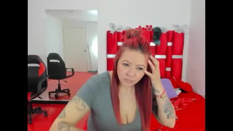 scarlett_red_11 online show from 05.14.26