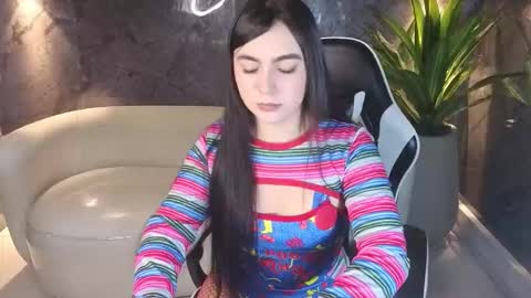 Scarlett online show from 10.31.25