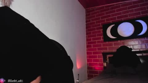 Snapshot of scarlett_v3la chatting on 10.04.25 Scarlett online show from 10.04.25