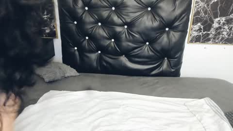 Scarlett online show from 01.21.25