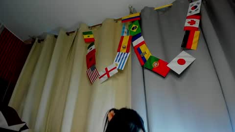 Snapshot of scarlett_zin chatting on 06.26.26 Scarlett zin follow me online show from 06.26.26