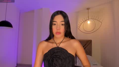 Sacrlett Blaze online show from 02.17.26