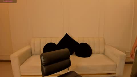 Snapshot of scarlettblaze1 chatting on 06.01.26 Sacrlett Blaze online show from 06.01.26
