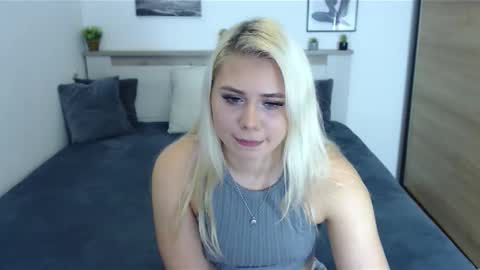 Hi there guys  My pleasure in your hands  pvt is open online show from 11.10.25