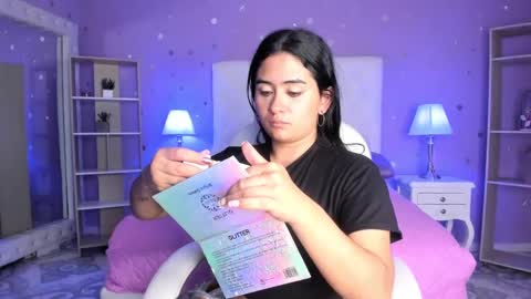 Snapshot of scarlette_15 chatting on 09.24.25 Scarlette online show from 09.24.25