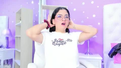 Scarlette  online show from 11.26.25