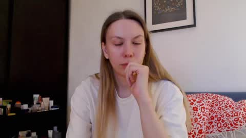 Snapshot of scarlettford chatting on 05.03.26 Scarlett online show from 05.03.26