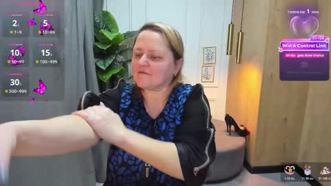 Snapshot of scarlettsoft chatting on 01.06.26 Scarlett online show from 01.06.26