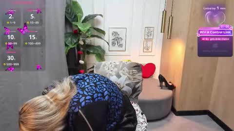 Snapshot of scarlettsoft chatting on 02.23.26 Scarlett online show from 02.23.26