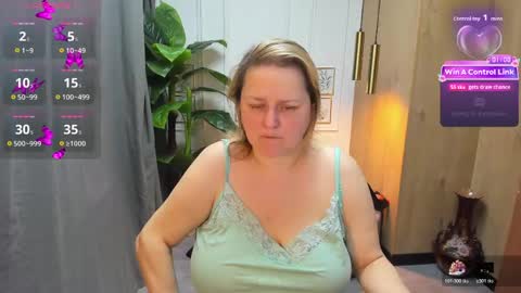 Scarlett online show from 04.26.26