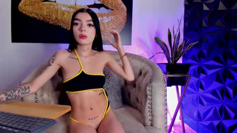 Snapshot of scarlettvelvett chatting on 10.08.25 Scarlet online show from 10.08.25