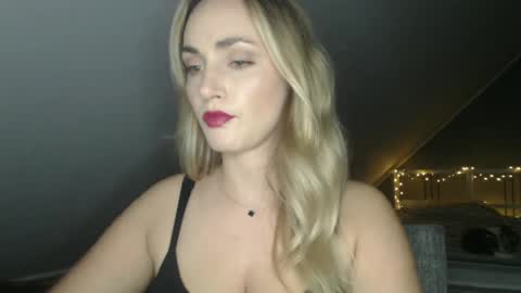 Snapshot of scarlettxblonde chatting on 06.02.26 ScarlettxBlonde online show from 06.02.26