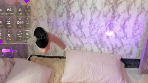 Scarlet online show from 11.14.25