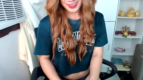 Queen Scarlet online show from 12.06.24