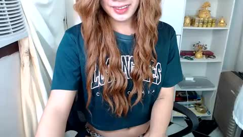 Queen Scarlet online show from 12.09.24