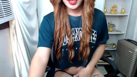 Queen Scarlet online show from 01.15.25
