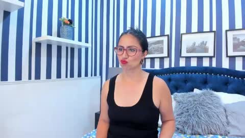 Scarlet  online show from 04.13.26