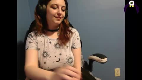 Snapshot of scarslutwitch chatting on 11.16.25 ScarSlutWitch online show from 11.16.25