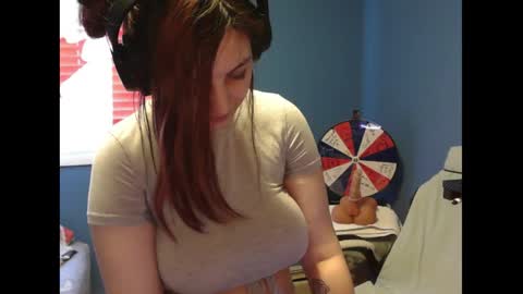 Snapshot of scarslutwitch chatting on 01.14.26 ScarSlutWitch online show from 01.14.26