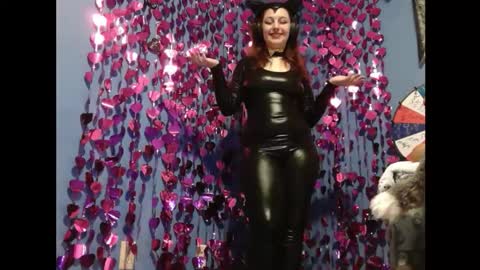 Snapshot of scarslutwitch chatting on 02.14.26 ScarSlutWitch online show from 02.14.26