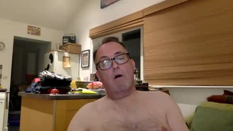 Snapshot of scbiggersballs chatting on 06.11.26 scbiggersballs online show from 06.11.26