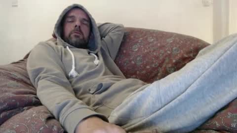 schmoose online show from 01.04.25